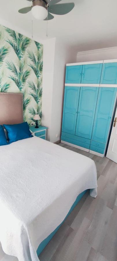 Apartamentos Ana'S Cozy Inns Torremolinos Exteriör bild